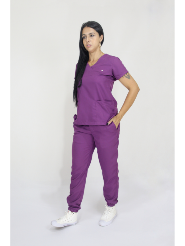 Scrub Feminino V30 - Gabardine - Violeta - Image 6