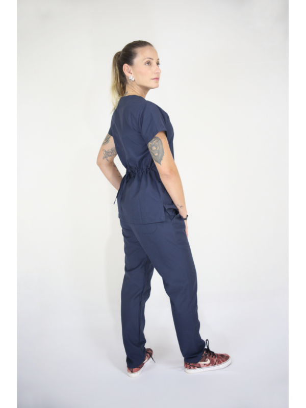  Scrub Feminino V30 Amarradinho- Tricoline - Azul Marinho - Image 3